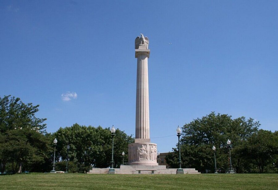 The Centennial Monument in Logan Square